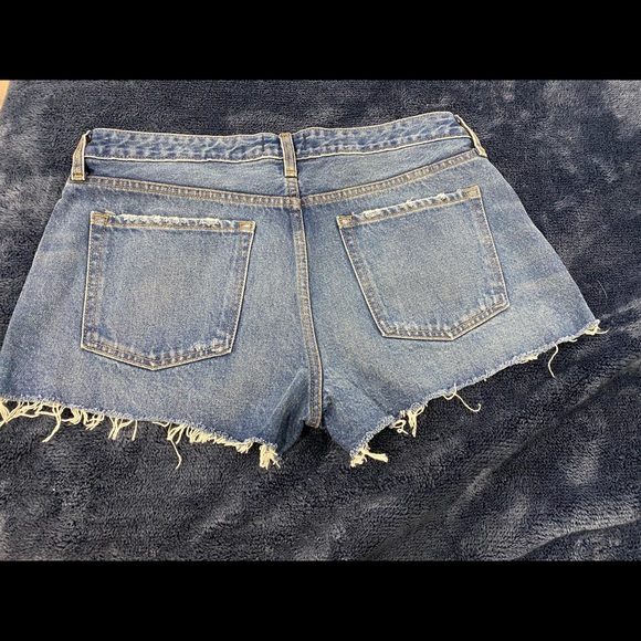 💥PRICE⬇️ 
Abercrombie & Fitch  -  Blue Jean Shorts - size 30/10 - Picture 2 of 6